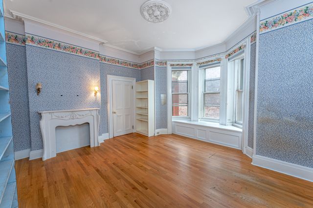 614 Chapel Street, New Haven, CT 06511