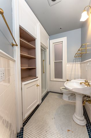 614 Chapel Street, New Haven, CT 06511