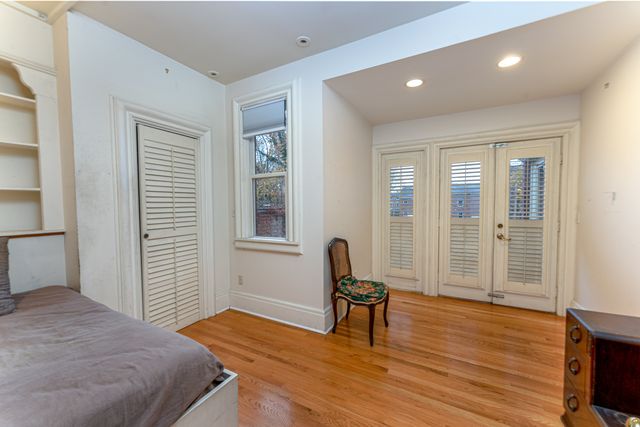 614 Chapel Street, New Haven, CT 06511