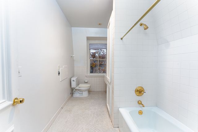 614 Chapel Street, New Haven, CT 06511