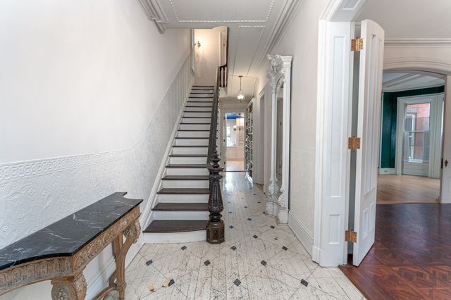 614 Chapel Street, New Haven, CT 06511