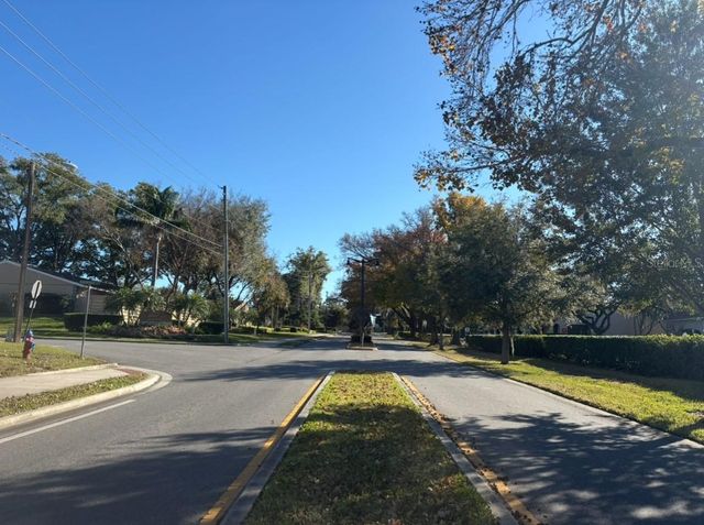 310 CHEROKEE COURT D, Altamonte Springs, FL 32701