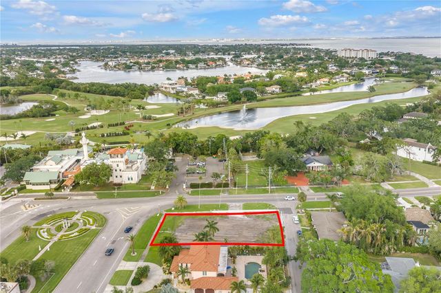 515 SNELL ISLE BOULEVARD NE, St Petersburg, FL 33704