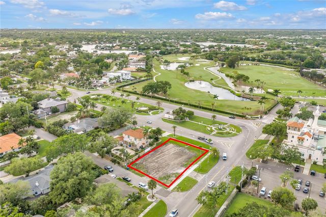 515 SNELL ISLE BOULEVARD NE, St Petersburg, FL 33704