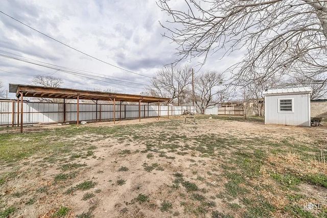 618 E Highland Boulevard, San Angelo, TX 76903