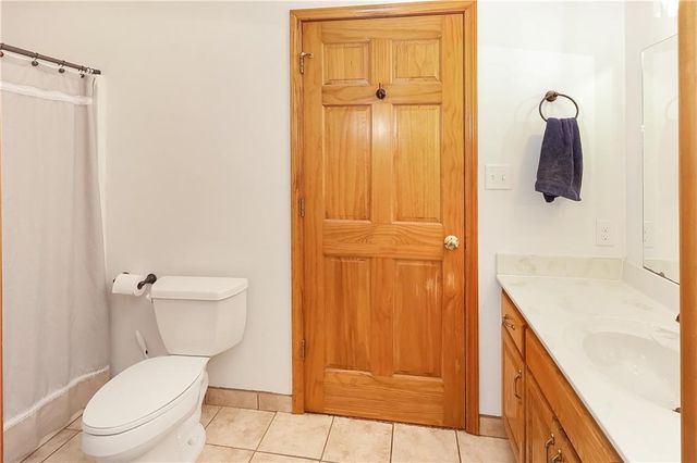 28605 E 239th Street, Harrisonville, MO 64701