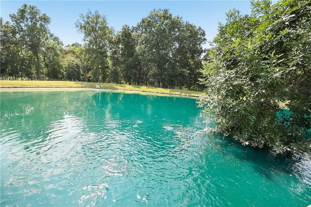 28605 E 239th Street, Harrisonville, MO 64701