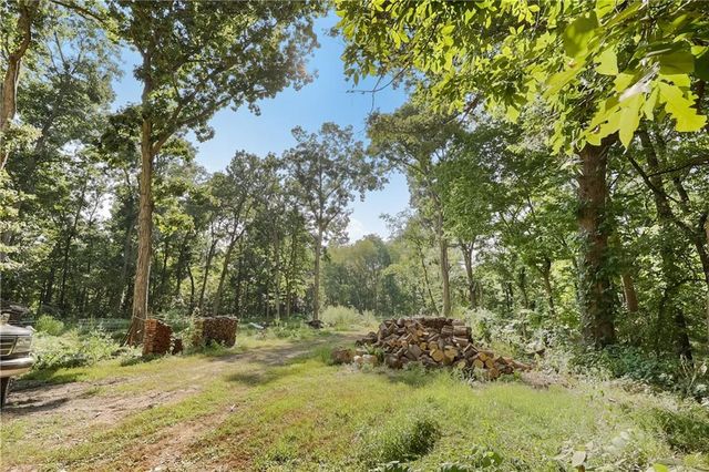 28605 E 239th Street, Harrisonville, MO 64701