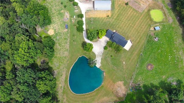 28605 E 239th Street, Harrisonville, MO 64701