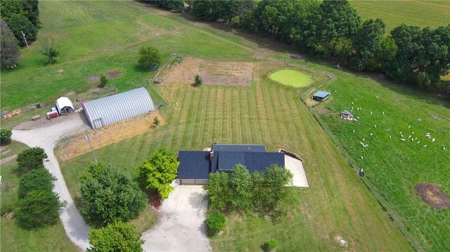 28605 E 239th Street, Harrisonville, MO 64701