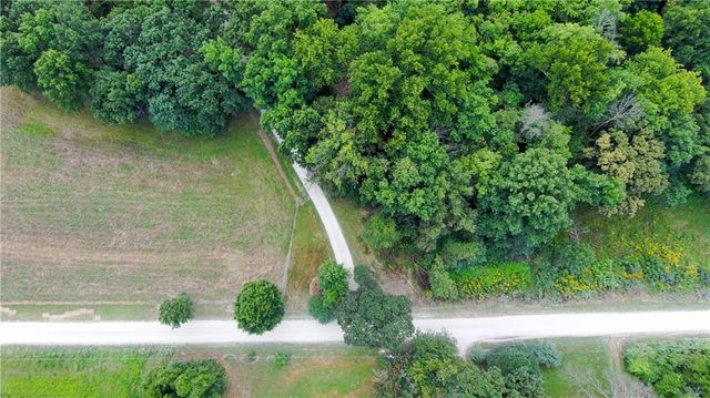 28605 E 239th Street, Harrisonville, MO 64701