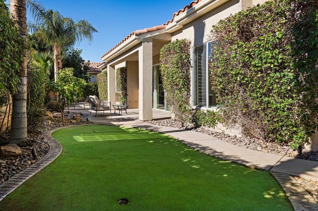 77 Clavel Court, Palm Desert, CA 92260