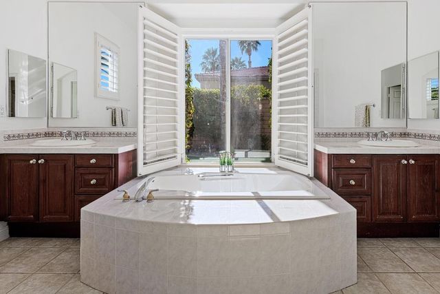 77 Clavel Court, Palm Desert, CA 92260