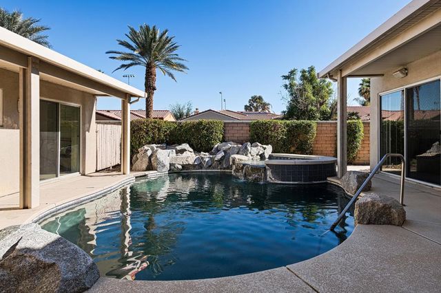 77 Clavel Court, Palm Desert, CA 92260