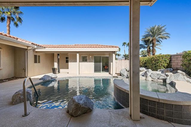 77 Clavel Court, Palm Desert, CA 92260