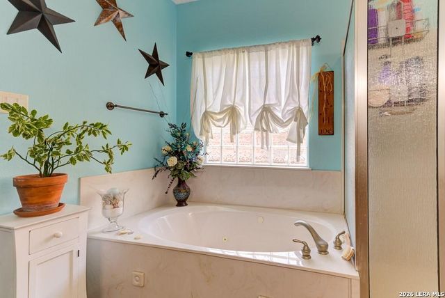 1057 LOMA VERDE DR, New Braunfels, TX 78130