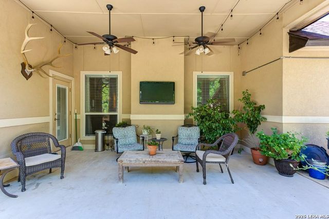 1057 LOMA VERDE DR, New Braunfels, TX 78130