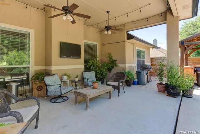 1057 LOMA VERDE DR, New Braunfels, TX 78130