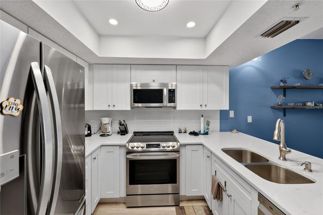 320 ISLAND WAY 603, Clearwater, FL 33767