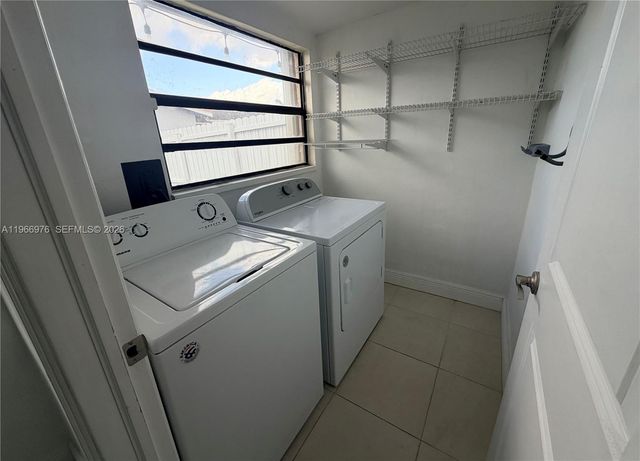 426 NW 134th Ct, Miami, FL 33182