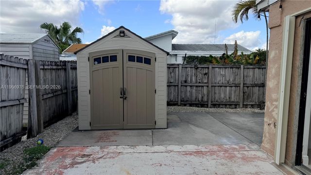 426 NW 134th Ct, Miami, FL 33182