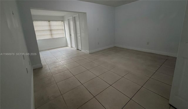 426 NW 134th Ct, Miami, FL 33182