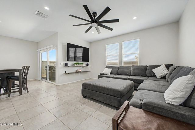 40 S CARLTON Avenue, Casa Grande, AZ 85122
