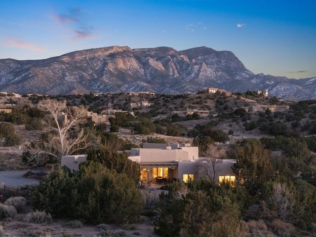 155 Camino Barranca, Placitas, NM 87043