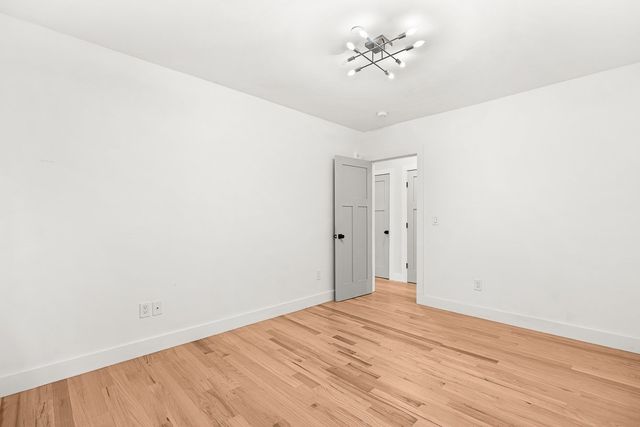 216 Havre St 1, Boston, MA 02128