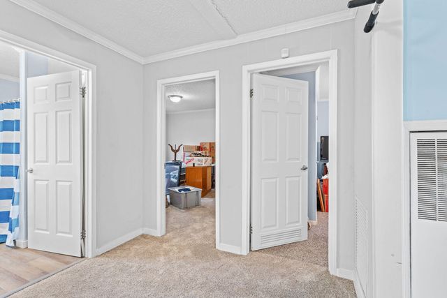 1605 N Main Street, Cassville, MO 65625