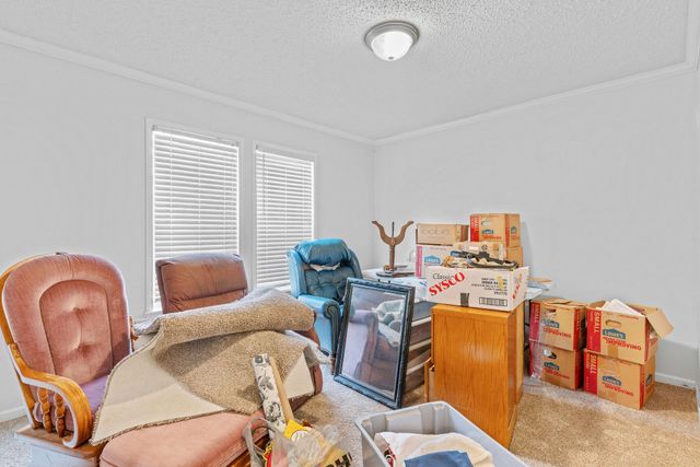 1605 N Main Street, Cassville, MO 65625