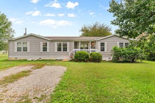 1605 N Main Street, Cassville, MO 65625