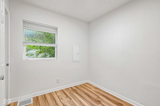 3118 W 9th Street, Indianapolis, IN 46222