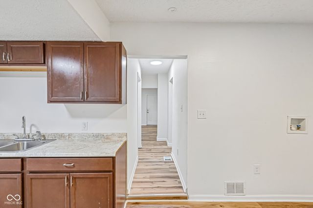 3118 W 9th Street, Indianapolis, IN 46222