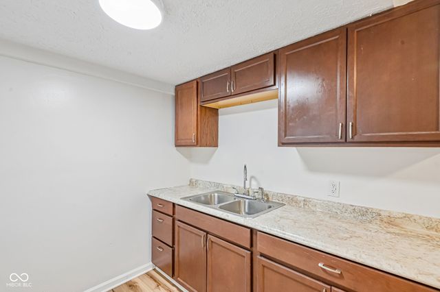 3118 W 9th Street, Indianapolis, IN 46222