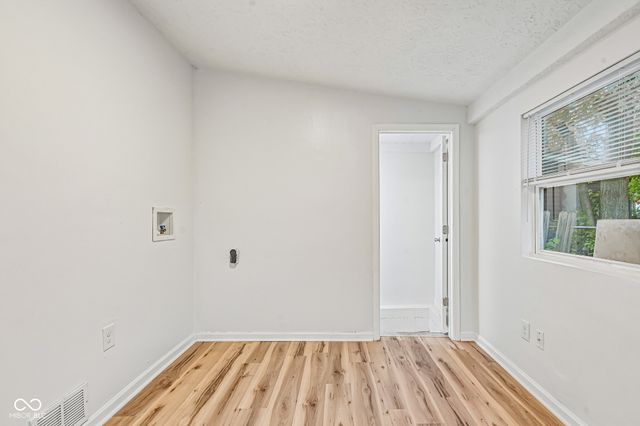 3118 W 9th Street, Indianapolis, IN 46222