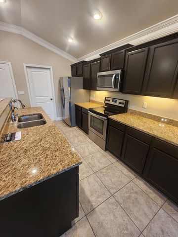 809 Wagner, Midland, TX 79705