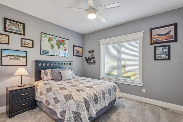 8867 Scarlet Drive, West Des Moines, IA 50266