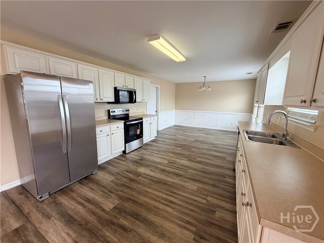 4 Laurel Lane, Port Wentworth, GA 31407