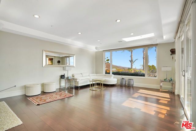 27425 Calicut Road, Malibu, CA 90265