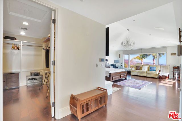 27425 Calicut Road, Malibu, CA 90265