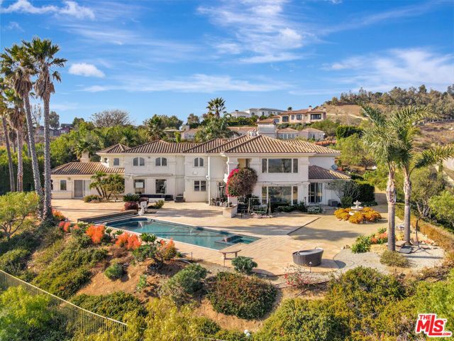 27425 Calicut Road, Malibu, CA 90265