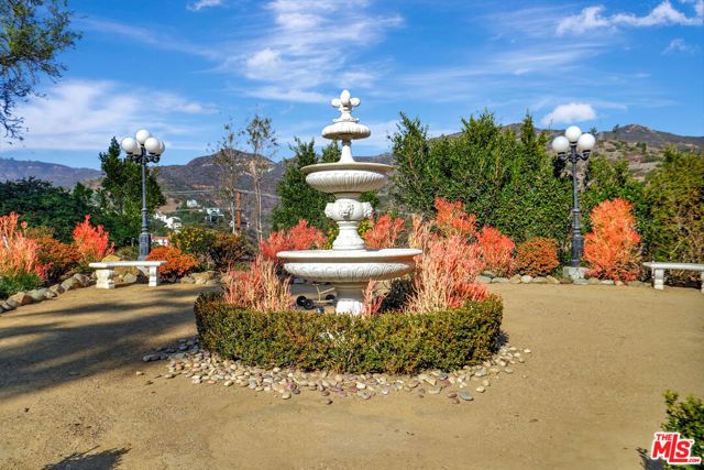 27425 Calicut Road, Malibu, CA 90265