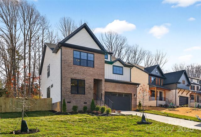 16315 Riverpointe Drive, Charlotte, NC 28278