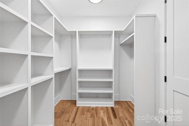 16315 Riverpointe Drive, Charlotte, NC 28278