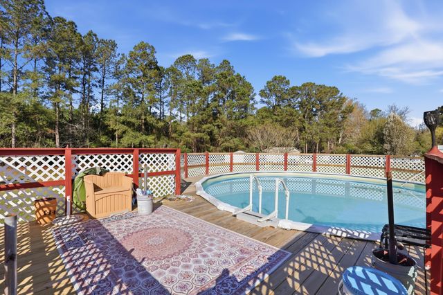 335 Bright Leaf Rd., Loris, SC 29569