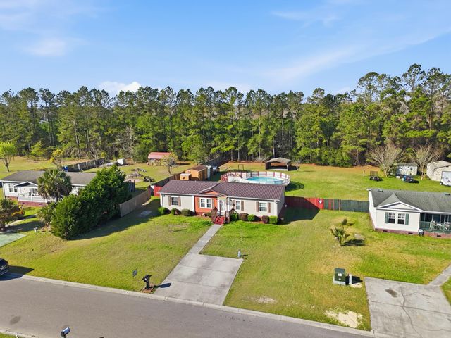 335 Bright Leaf Rd., Loris, SC 29569