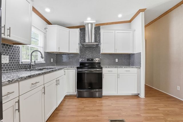 335 Bright Leaf Rd., Loris, SC 29569