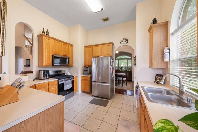 7222 Charred Pine Drive, Magnolia, TX 77354