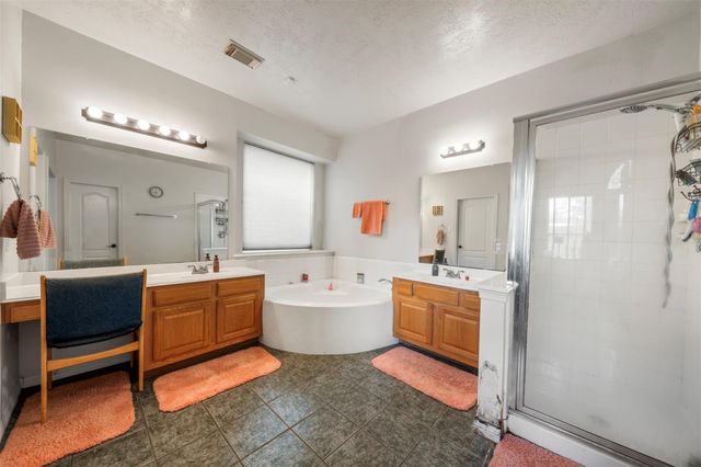 7222 Charred Pine Drive, Magnolia, TX 77354